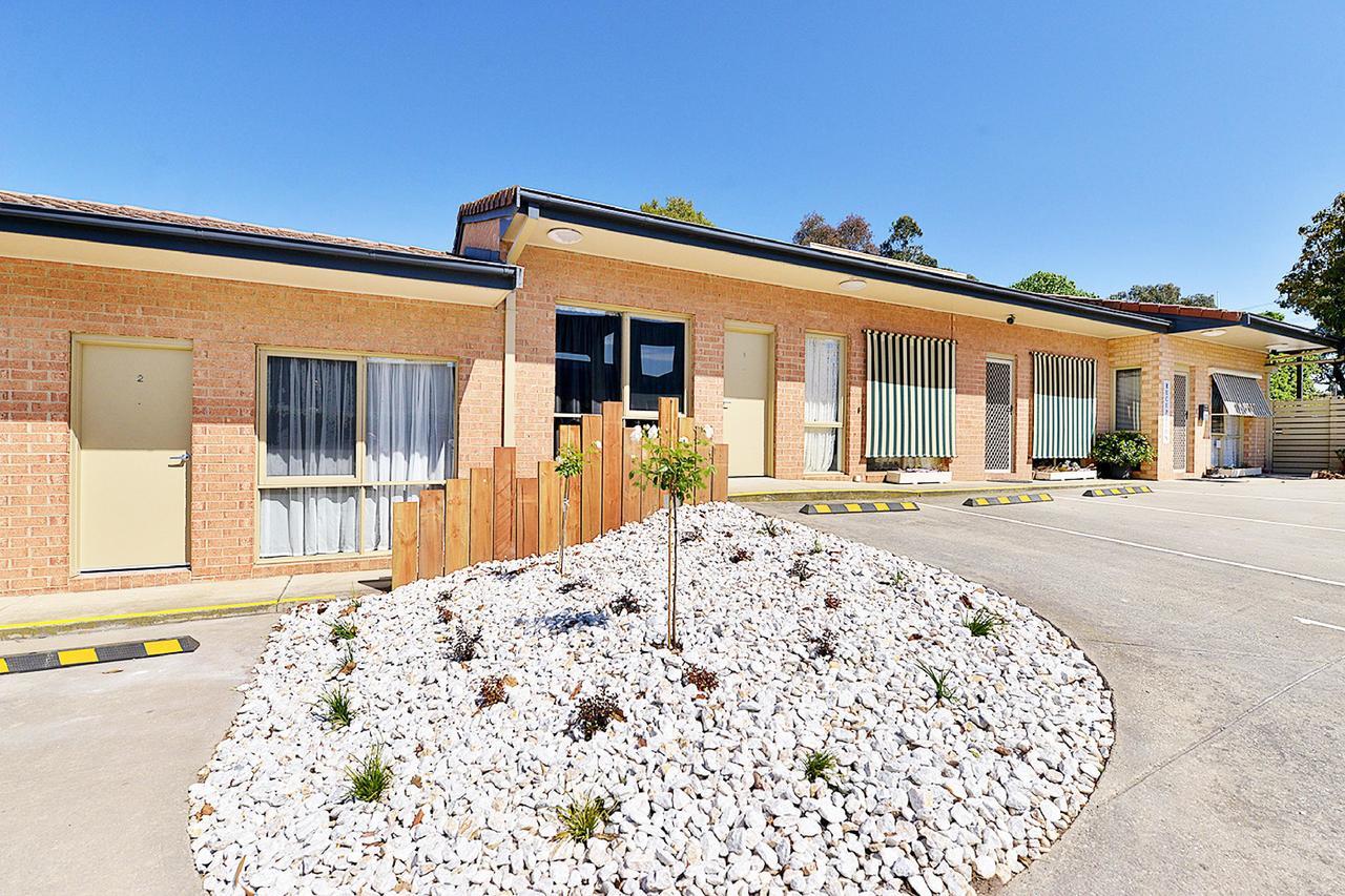 Cranbourne Motor Inn Dış mekan fotoğraf